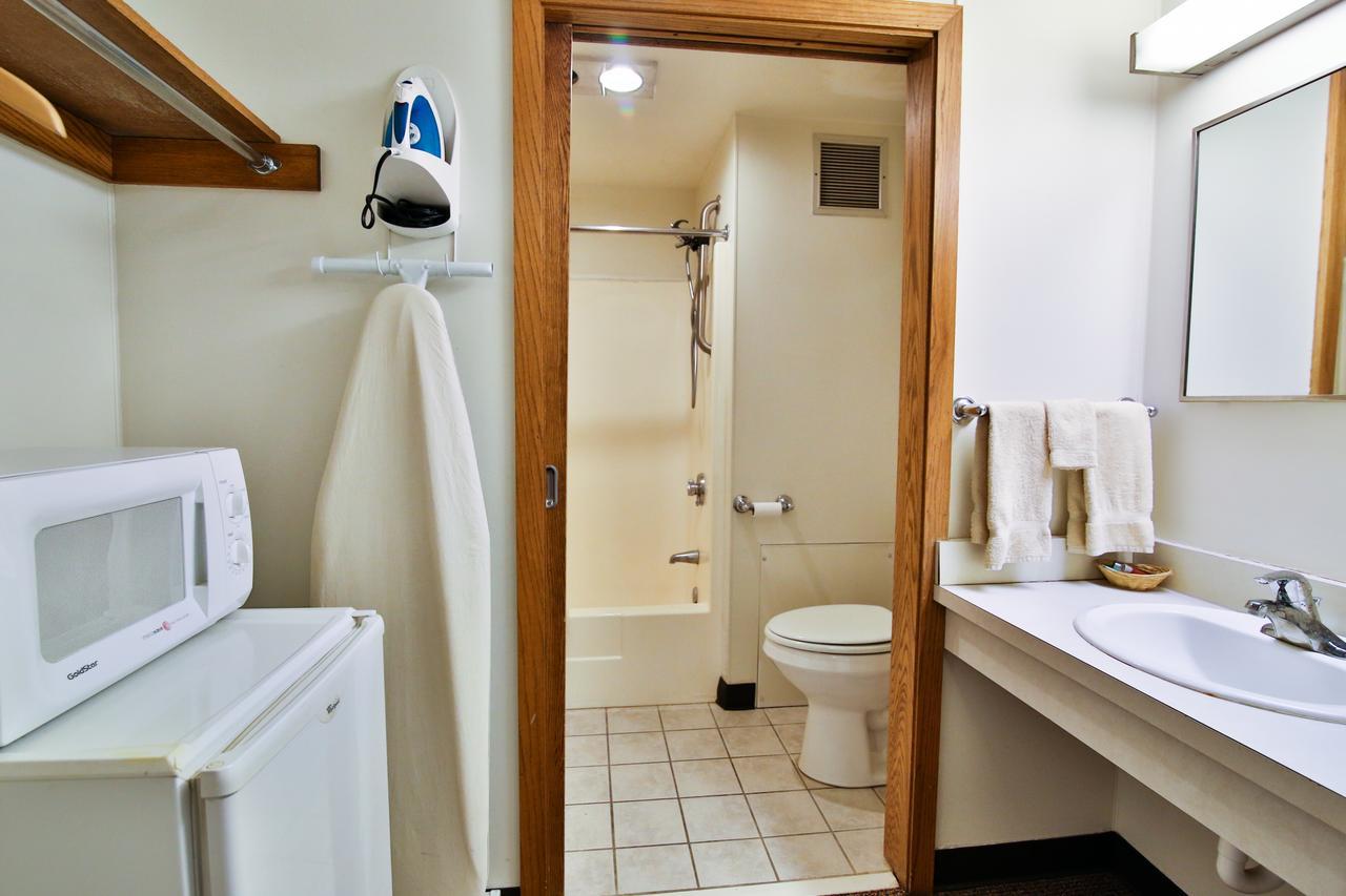 Great American Inn & Suites Devils Lake Εξωτερικό φωτογραφία